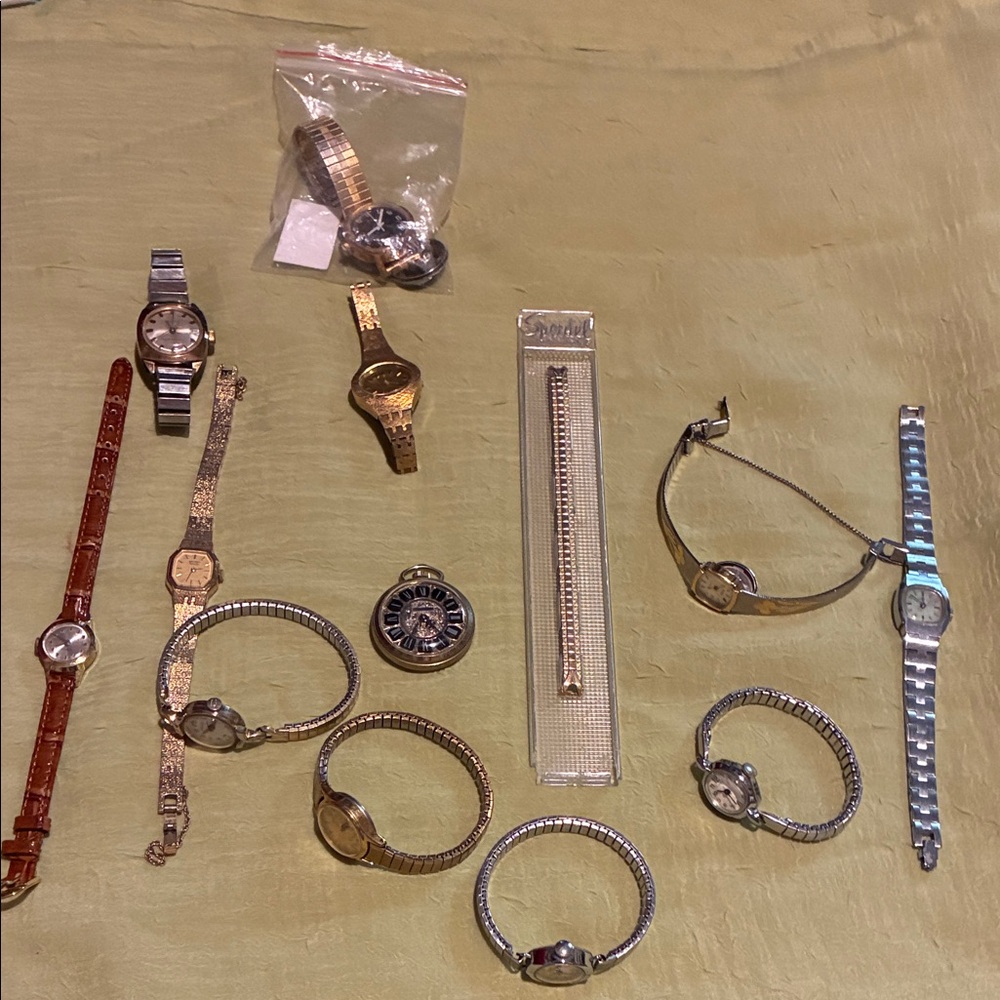Elegant Silver and Gold Antique & vintage Watches lot